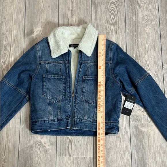 April Jeans Sherpa lined, Zip Up, Denim Jacket, Size Small, Medium Wash - Picture 6 of 10